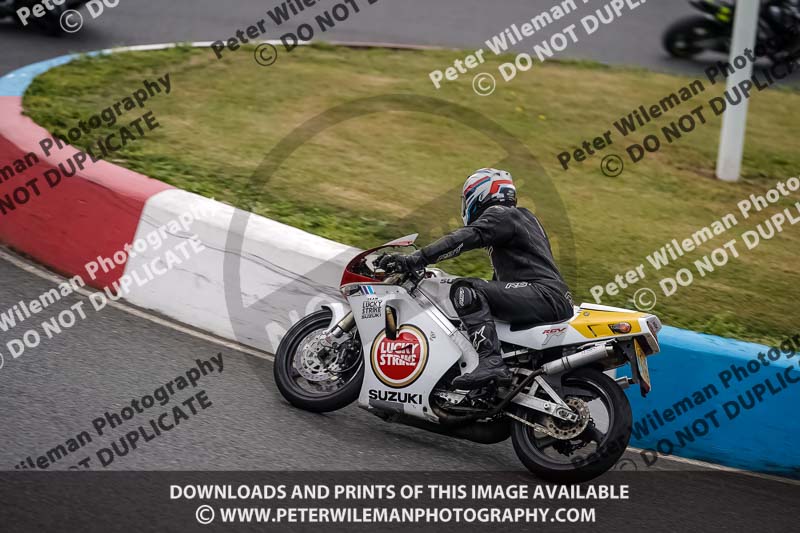 enduro digital images;event digital images;eventdigitalimages;mallory park;mallory park photographs;mallory park trackday;mallory park trackday photographs;no limits trackdays;peter wileman photography;racing digital images;trackday digital images;trackday photos